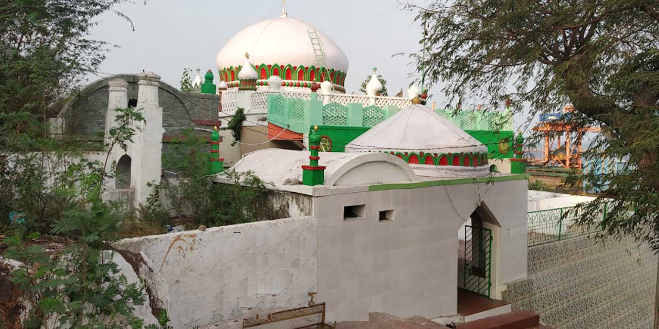 Baba Ishaq Madina Mosque Vizag Tourist Attraction
