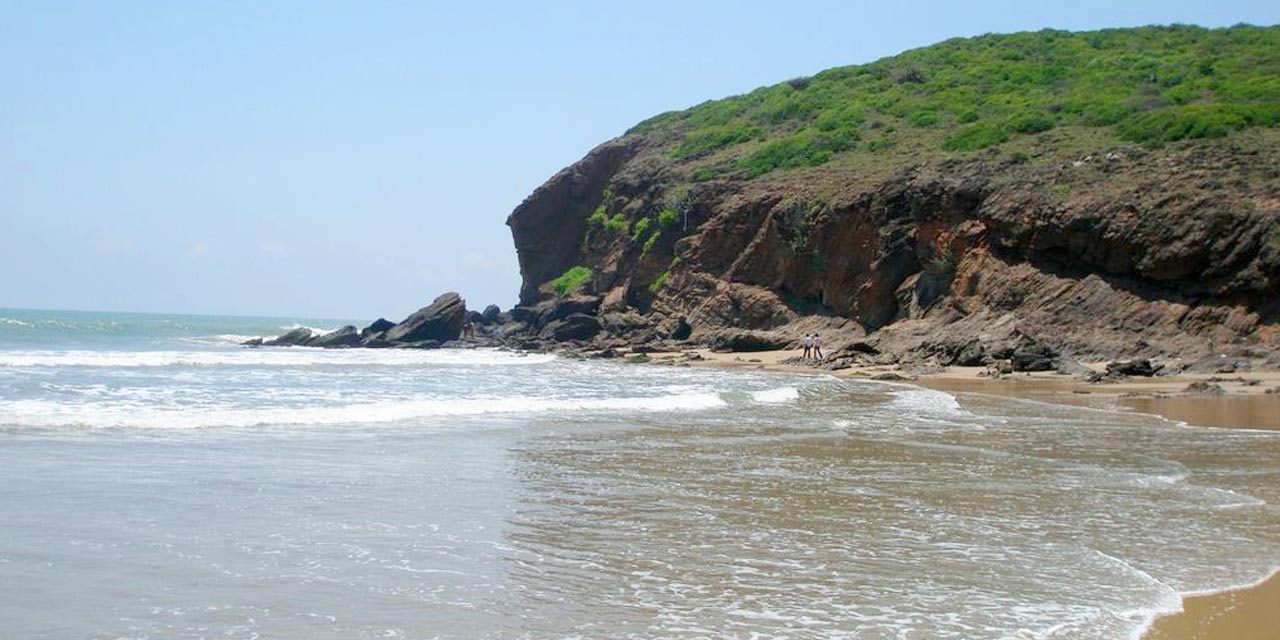 Yarada Beach, Vizag Top Places to Visit in One Day